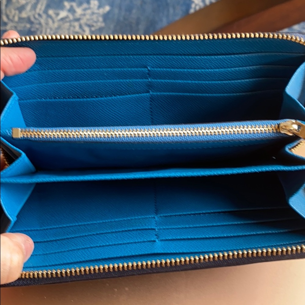 Coach Wallet - Picture 3 of 4